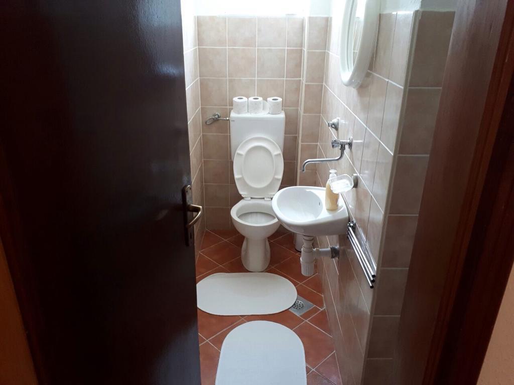 Apartment Τρέμπινιε Εξωτερικό φωτογραφία