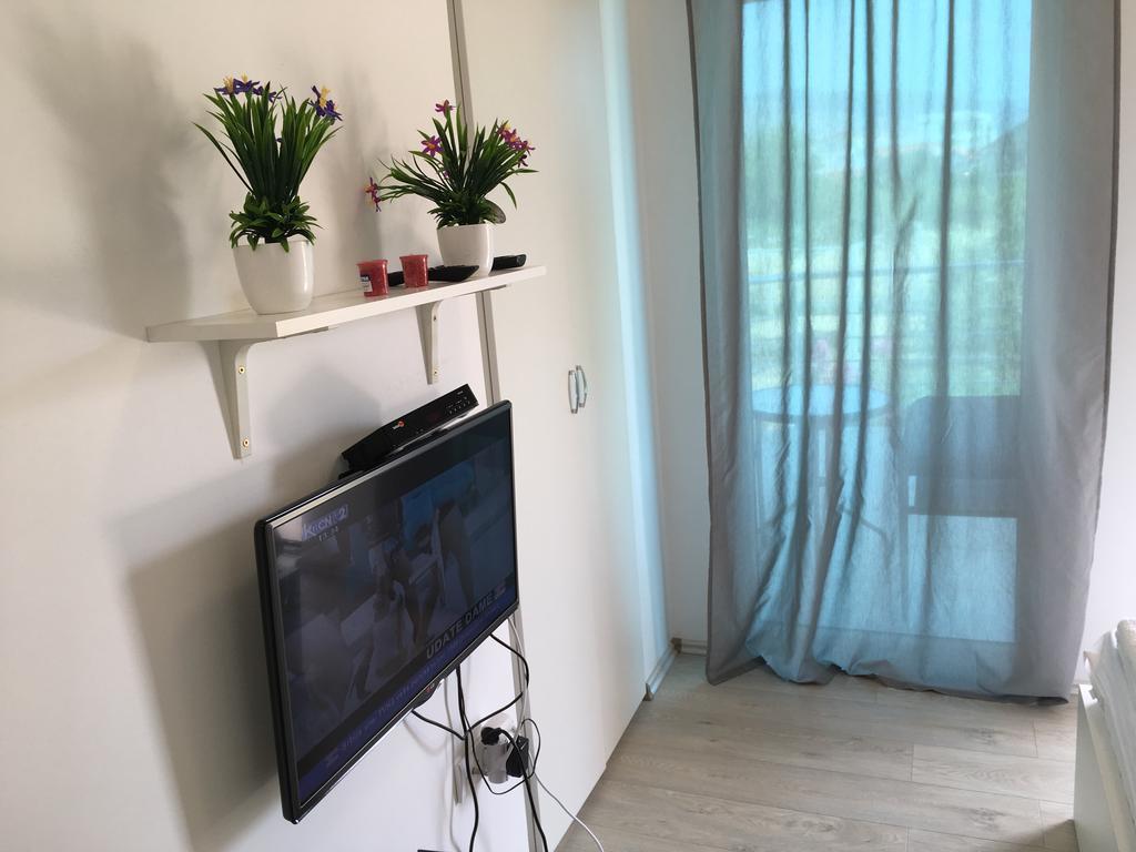 Apartment Τρέμπινιε Εξωτερικό φωτογραφία