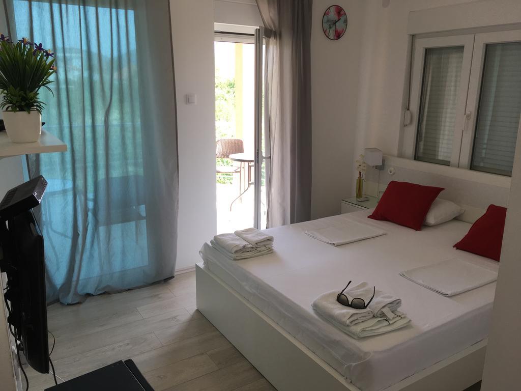 Apartment Τρέμπινιε Εξωτερικό φωτογραφία